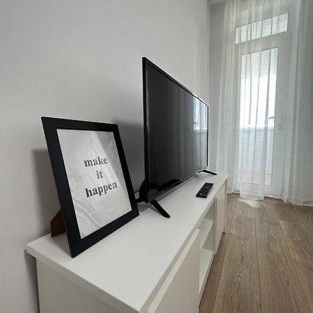 Sunny Apartment Center Сучава Экстерьер фото