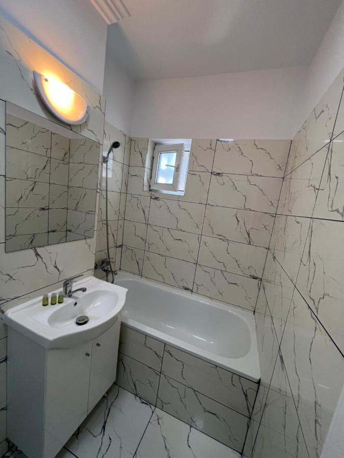 Sunny Apartment Center Сучава Экстерьер фото